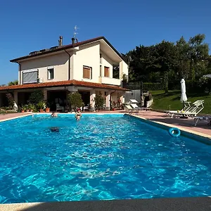 Dell' Artista - Anna Bed & Breakfast